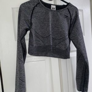 Grey Gym shark XL CROP ACTIVE WEAR